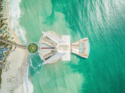 Jumeirah Burj Al Arab Dubai - Luxurious Accommodations