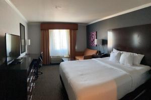 La Quinta by Wyndham Davis - Location Highlights