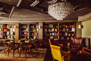 Le Fitz Roy, a Beaumier Hotel - Hotel Overview
