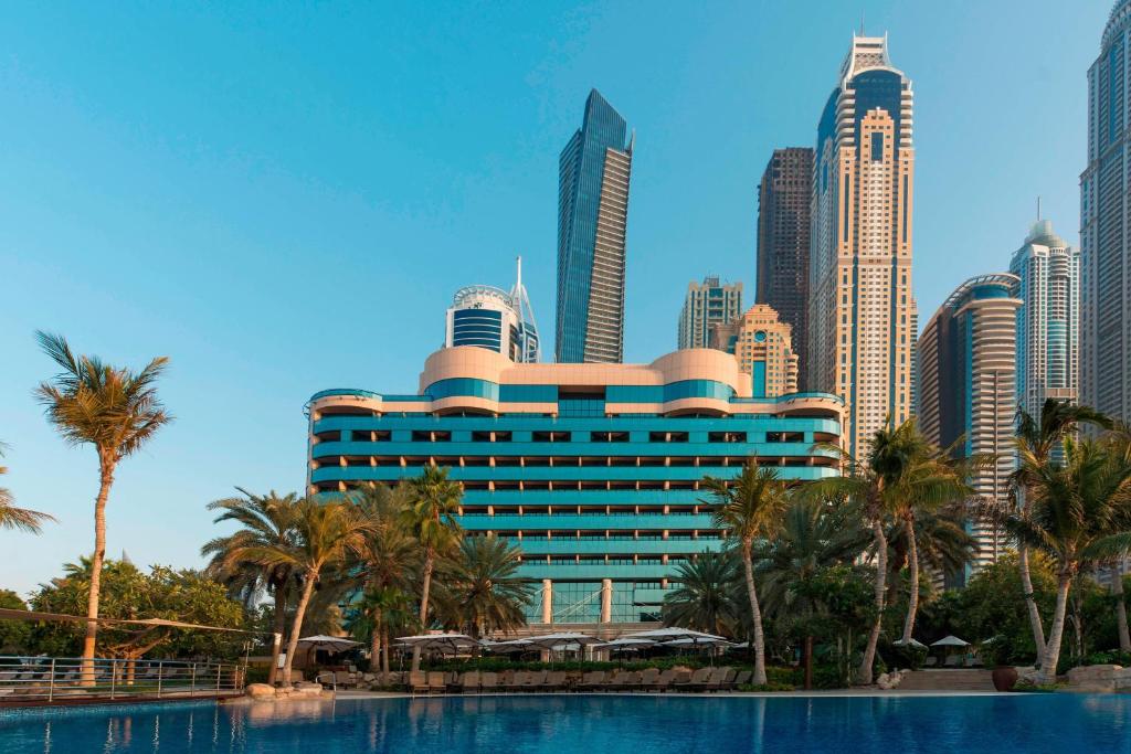Le Meridien Mina Seyahi Beach Resort & Waterpark Review