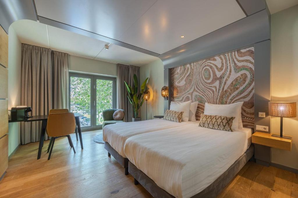 Leonardo Hotel Breda City Center - Hotel Overview and Location