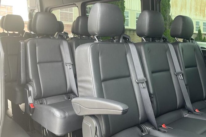 LGA/Manhattan Airport Transfer in Luxury Van-One Way Transfer. - Pre-Trip Communication