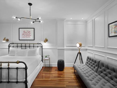 Life Hotel New York - Hotel Overview and Location