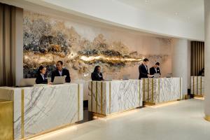 Loews Miami Beach Hotel - Accommodations and Room Features