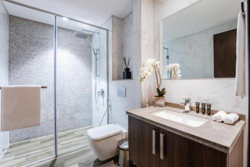 Lusso Hometels J One Business Bay - Property Overview