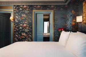 Maison Proust, Hotel & Spa La Mer - Luxury Accommodations