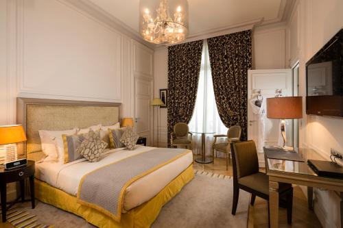 Majestic Hotel Spa - Champs Elysées - Hotel Overview