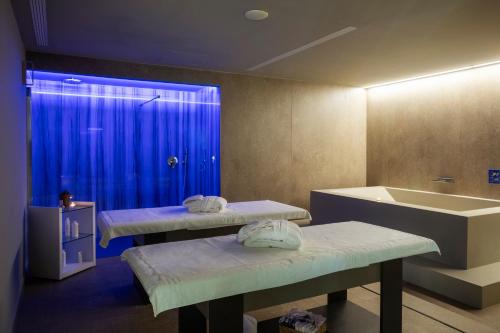 Mangias Torre Del Barone Resort - Accommodation and Amenities