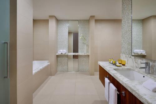 Marriott Hotel Downtown Abu Dhabi - Hotel Overview