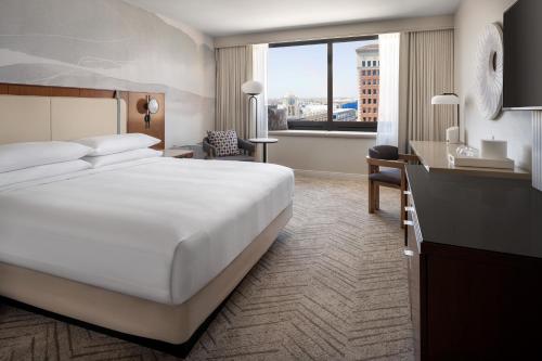 Marriott Long Beach Downtown - Hotel Overview