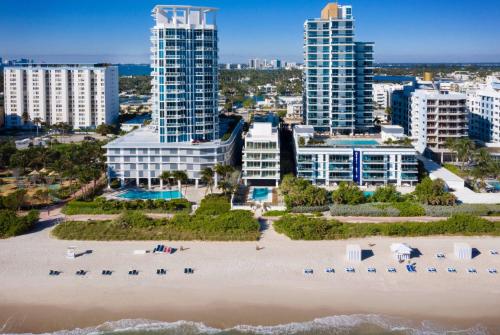 MB Hotel, Trademark Collection by Wyndham Review