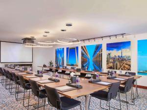 Mercure Dubai Barsha Heights Hotel Suites And Apartments - Hotel Overview and Location