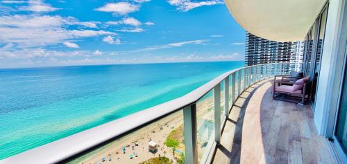 Million Dollar View at Hyde Resort And Residences - Accommodation Features