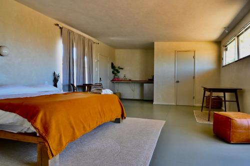 Miracle Manor Boutique Hotel & Spa - Location and Surroundings