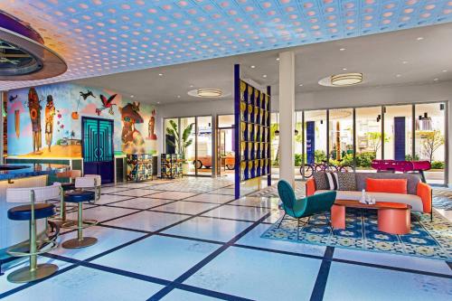 Moxy Miami South Beach - Hotel Overview