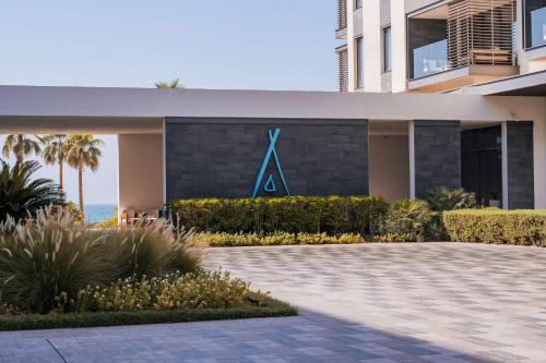 Nikki Beach Resort & Spa Dubai - Captivating Beachfront Location
