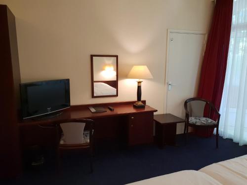 Nol in T Bosch - Hotel Overview