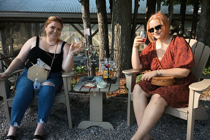 NON BUS Traverse City Singles Mingle Sunset Wine Distillery Tour