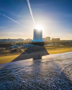 Palace Hotel Zandvoort - Hotel Overview and Location