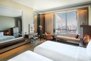 Paramount Hotel Dubai - Hotel Overview
