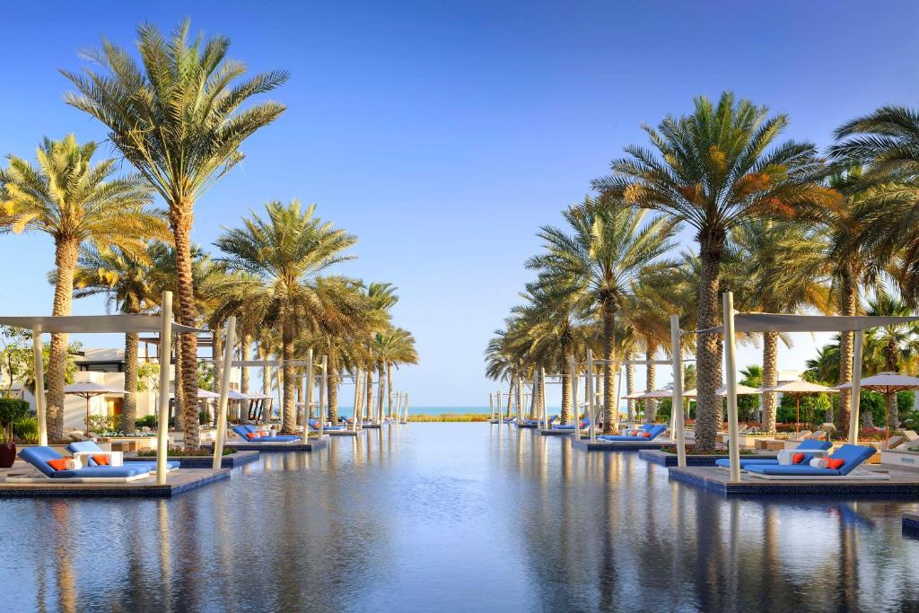Park Hyatt Abu Dhabi Hotel and Villas Review