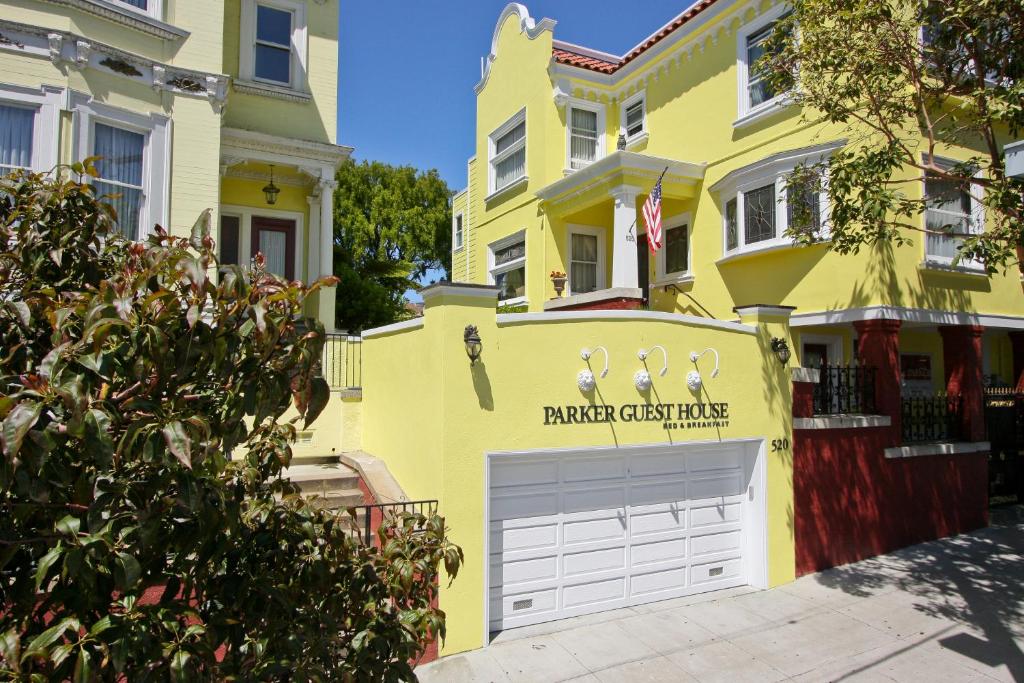 Parker Guest House - Overview and Location