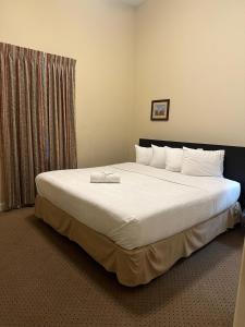 Penthouse Close to Disney Area and Malls Water View - Property Overview