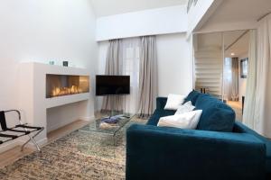 Petit Hôtel Confidentiel - Hotel Overview and Location