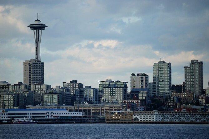 Private 8-Hour City Tour of Seattle and Snoqualmie Falls With Driver Only