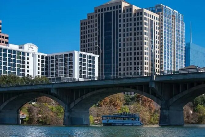 Private Tour of Austin With State Capitol and Cruise