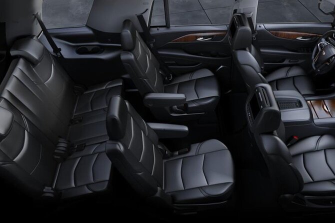 Private Transfer Seattle to Seattle Airport SEA by Minibus or SUV