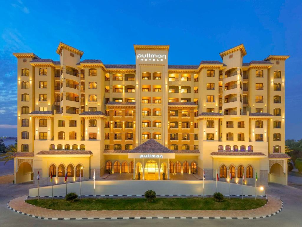 Pullman Resort Al Marjan Island Review