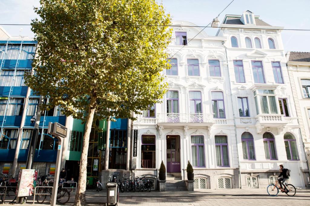 Quentin Zoo Hotel Review