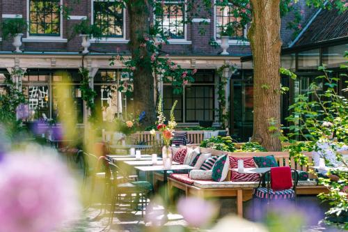 Relais & Châteaux Weeshuis Gouda - Location and Accessibility