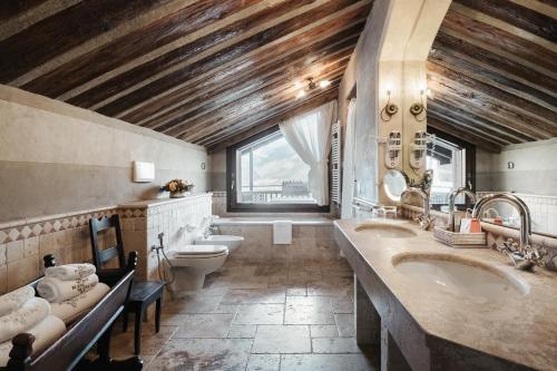 Relais Mont Blanc Hotel & Spa - Hotel Overview
