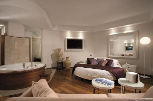 Relais Paradiso - Hotel Overview