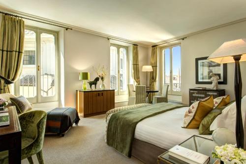 Rocco Forte Hotel De Russie - Hotel Overview and Location