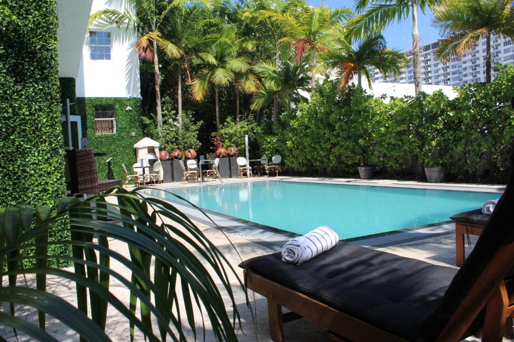 San Juan Hotel Miami Beach Review