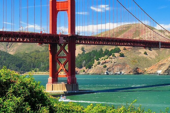 Self-Guided Palace of Fine Arts to Golden Gate Bridge Audio Tour - Key Features