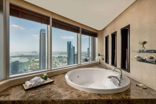 Shangri-La Dubai - Hotel Overview