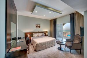Sharjah Carlton Hotel - Hotel Overview