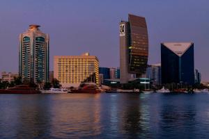 Sheraton Dubai Creek Hotel & Towers - Rooms and Amenities