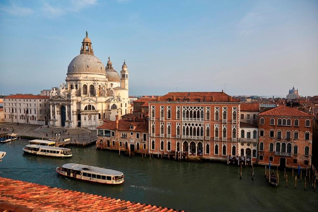 Sina Centurion Palace Review