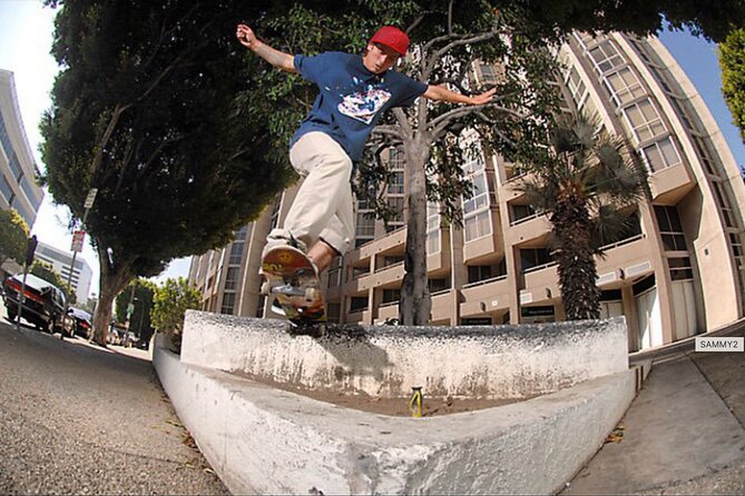 Skateboard Tour of Iconic Skate Spots & Skateparks