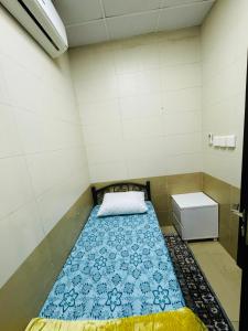Small Single Room Inside Luxurious Villa - Property Overview and Location
