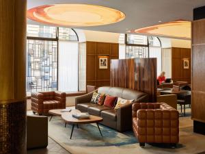 Sofitel Paris Arc De Triomphe - Elegant Accommodations
