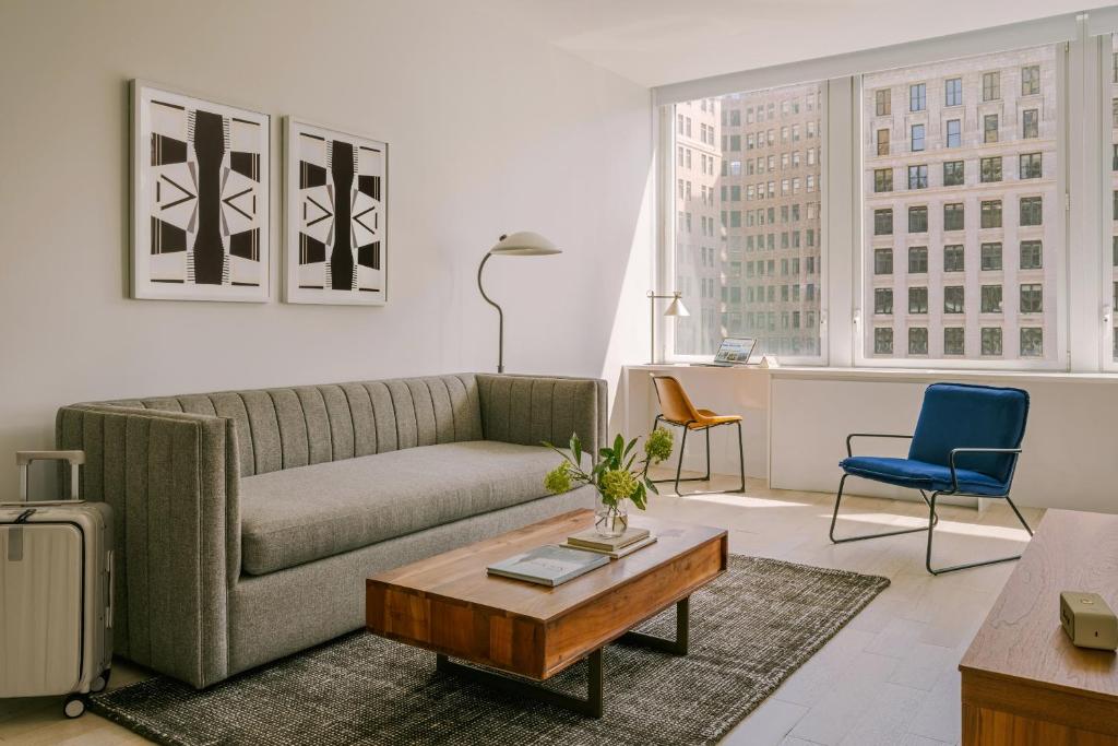 Sonder Battery Park - Property Overview and Location