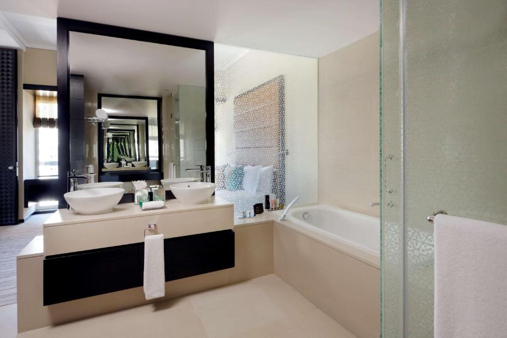 Southern Sun Abu Dhabi - Hotel Overview