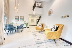 Splendid 5BR Villa at Canal Cove Palm Jumeirah by Deluxe Holiday Homes - Property Overview