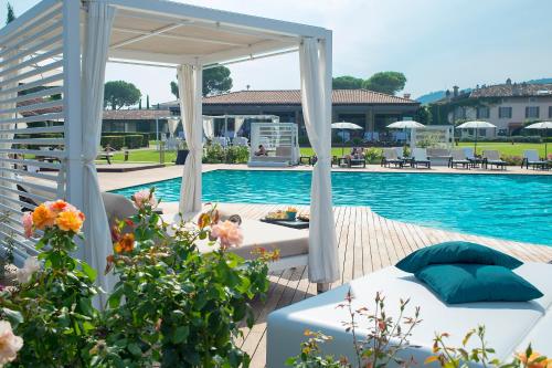 Splendido Bay Luxury Spa Resort - Hotel Overview
